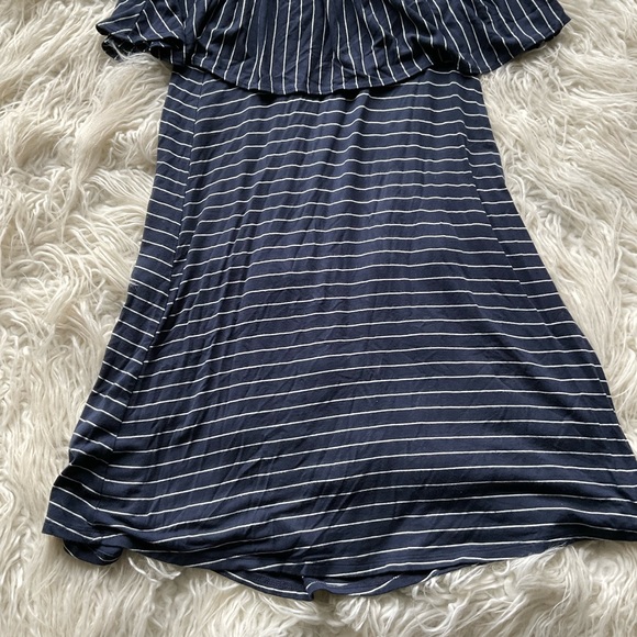 Abercrombie & Fitch Ruffle Off-The-Shoulder Dress - Picture 9 of 9